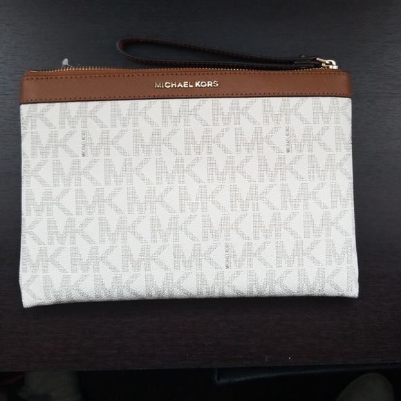 Michael Kors Bags Michael Kors Xl Zip Clutch Poshmark